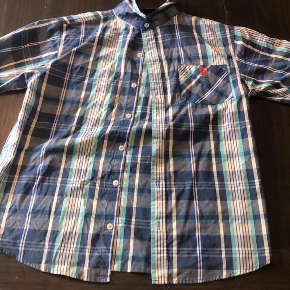 Polo button up